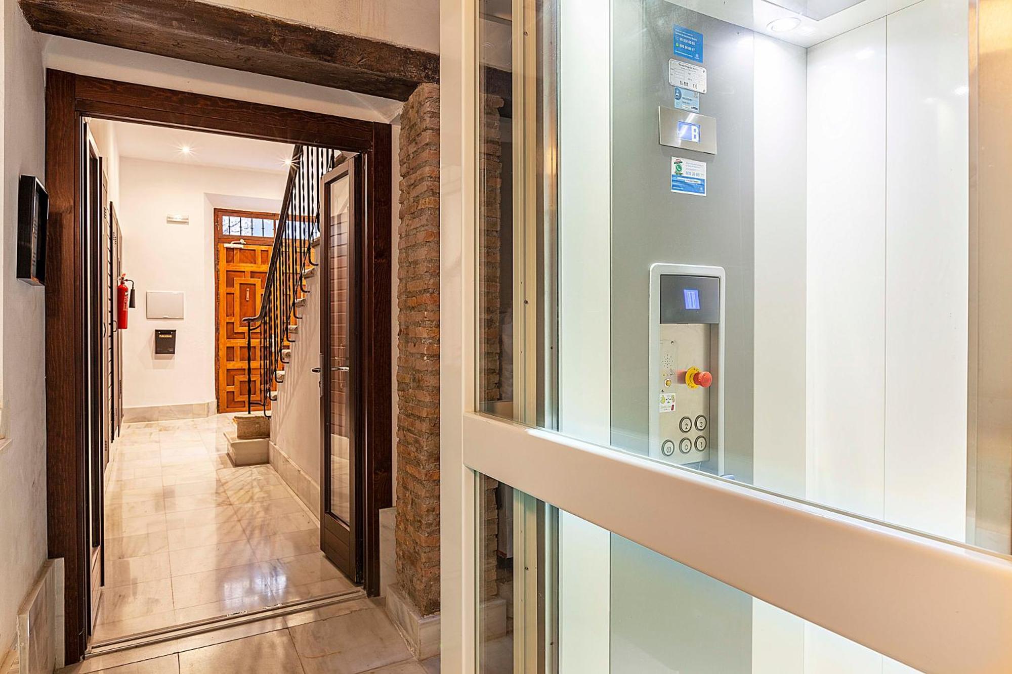Molinos Apartments City Centre Гранада Экстерьер фото